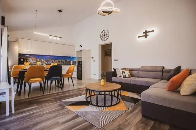 Apart Daire, 2 Büyük (Queen) Boy Yatak