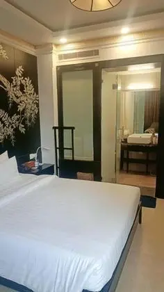 Deluxe Tek Büyük veya İki Ayrı Yataklı Oda, Şehir Manzaralı
