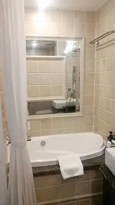 Deluxe Tek Büyük veya İki Ayrı Yataklı Oda, Şehir Manzaralı