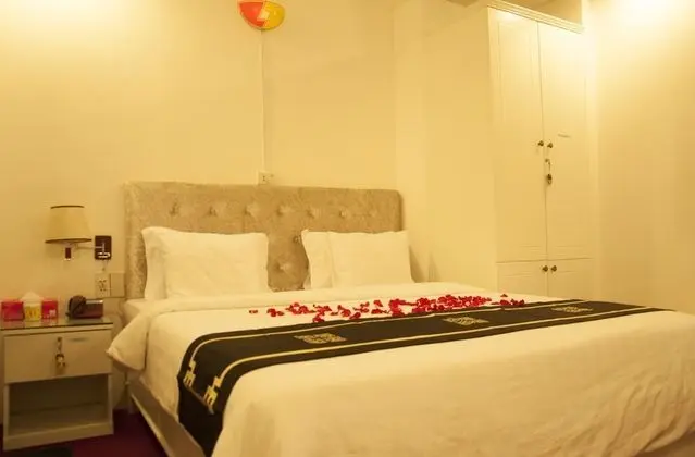 Deluxe Tek Büyük veya İki Ayrı Yataklı Oda, Şehir Manzaralı