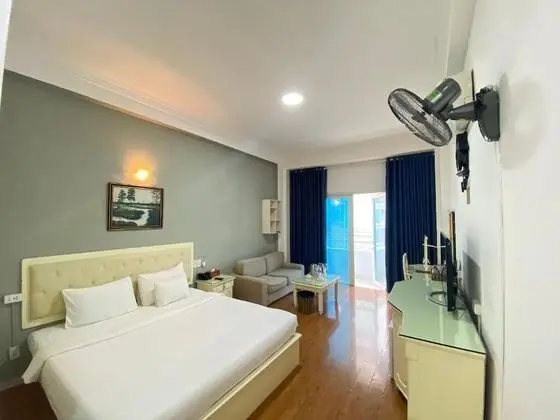 Deluxe Tek Büyük Yataklı Oda