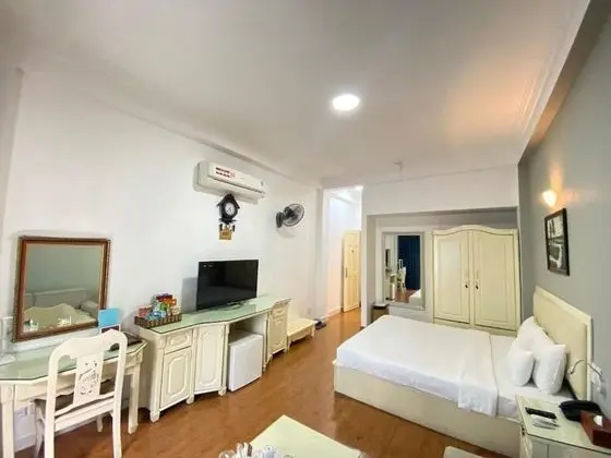 Deluxe Tek Büyük Yataklı Oda