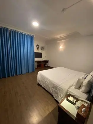 Superior Tek Büyük veya İki Ayrı Yataklı Oda