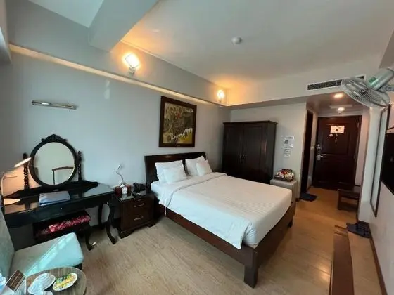 Deluxe Tek Büyük Yataklı Oda