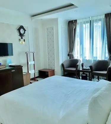 Deluxe Tek Büyük Yataklı Oda