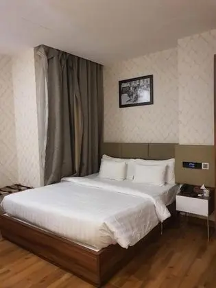 Superior Tek Büyük veya İki Ayrı Yataklı Oda