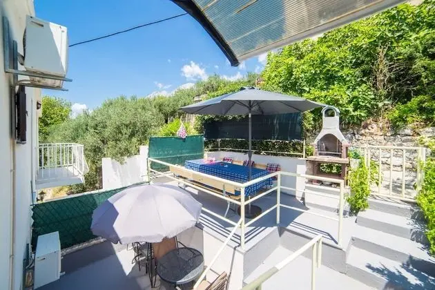 Apart Daire, 2 Tek Kişilik Yatak