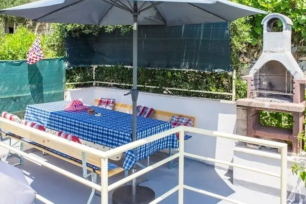 Apart Daire, 2 Tek Kişilik Yatak