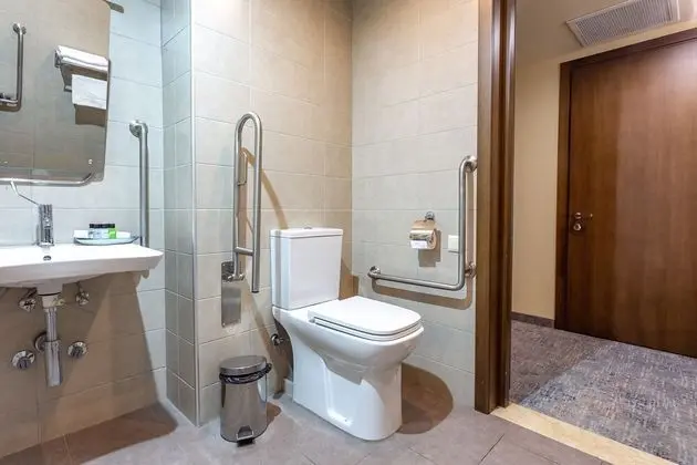 Basic Tek Büyük Yataklı Oda