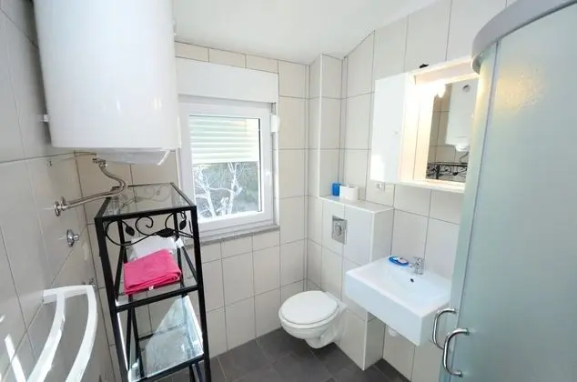 Apart Daire, 1 Büyük (Queen) Boy Yatak ve Çekyat