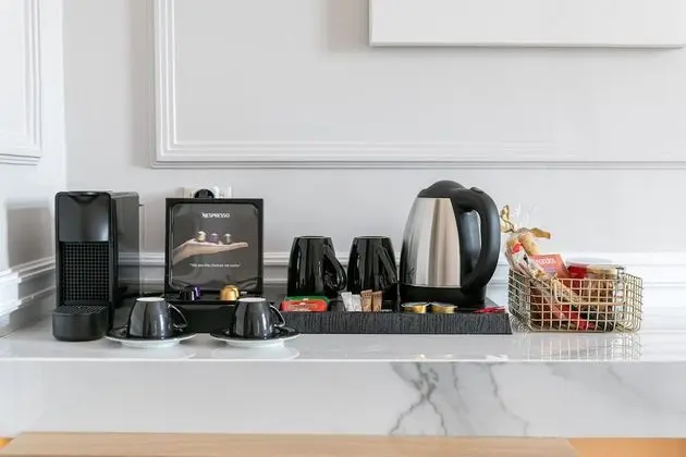 Süit (Elegant, Partial Acropolis View)