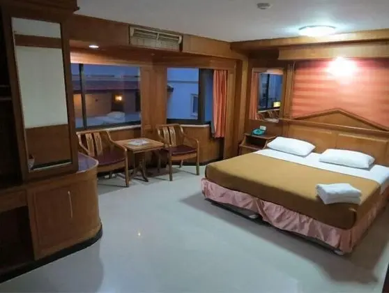 Mini Suite
