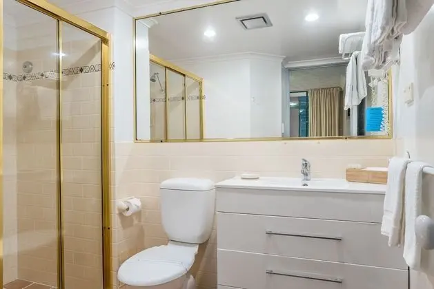 Deluxe Oda (Queen)