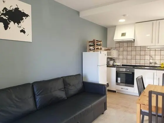 Apart Daire, 1 En Büyük (King) Boy Yatak ve Çekyat