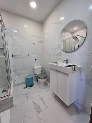 Apart Daire, 1 En Büyük (King) Boy Yatak ve Çekyat