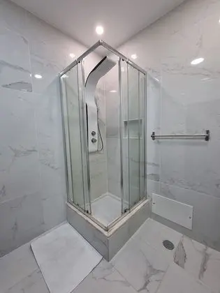 Apart Daire, 1 En Büyük (King) Boy Yatak ve Çekyat