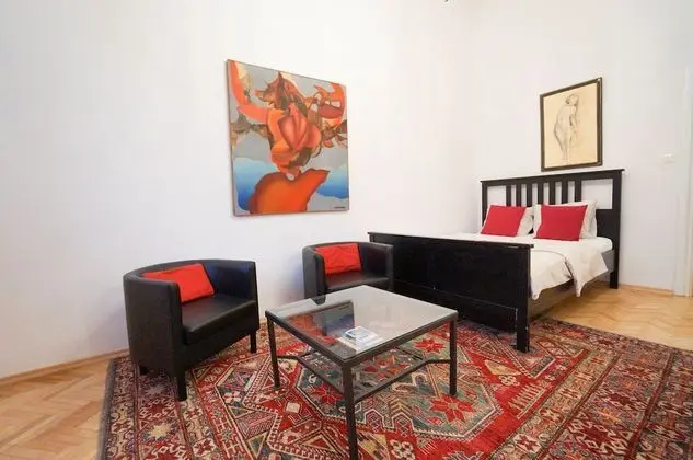 Apart Daire, 2 Yatak Odası, Zemin Kat (Podwale 29/6)
