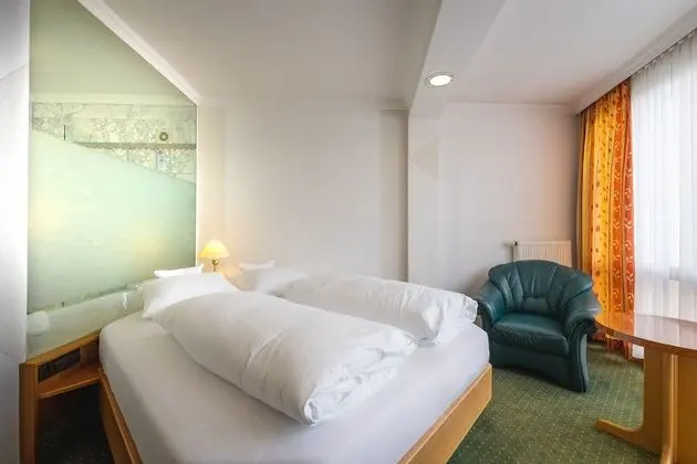 Comfort Tek Büyük Yataklı Oda