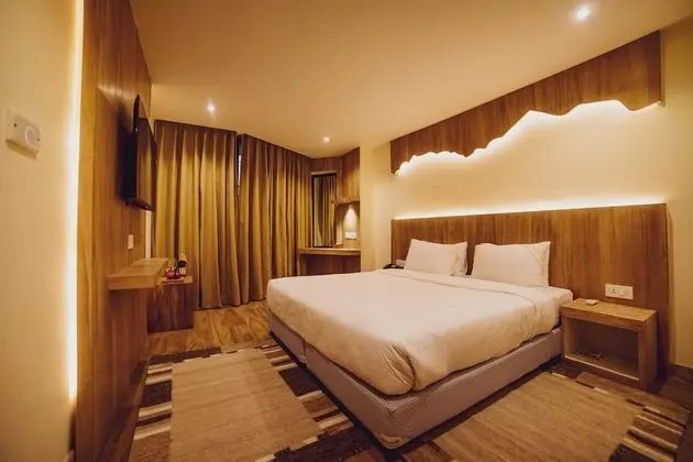 Deluxe Tek Büyük Yataklı Oda