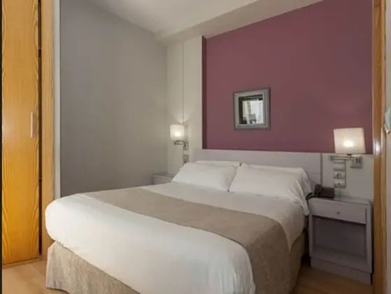 Tek Büyük Yataklı Oda (Small)