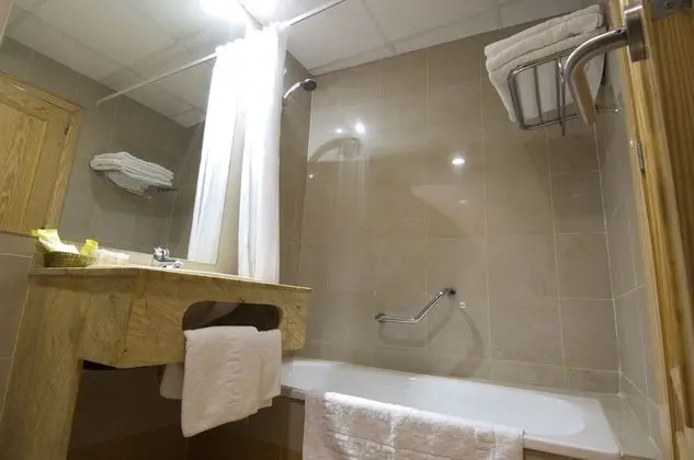 Tek Büyük Yataklı Oda (Small)