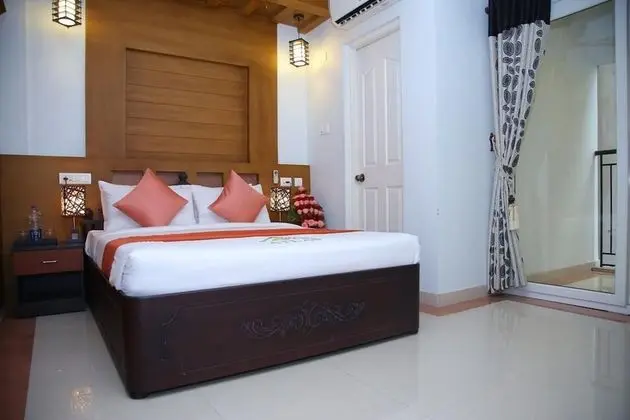 Superior Tek Büyük Yataklı Oda, Balkon, Bahçe Manzaralı