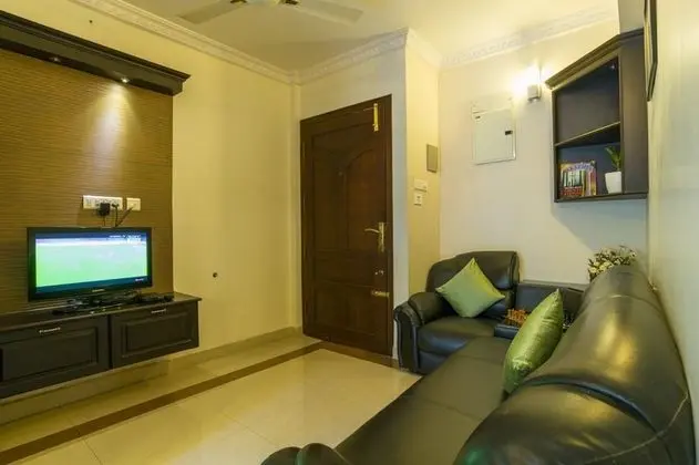 Superior Tek Büyük Yataklı Oda, Balkon, Bahçe Manzaralı