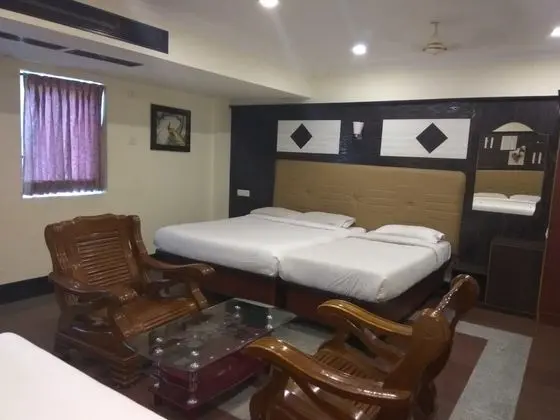 Deluxe Tek Büyük veya İki Ayrı Yataklı Oda, 1 Yatak Odası, Sigara İçilebilir, Şehir Manzaralı