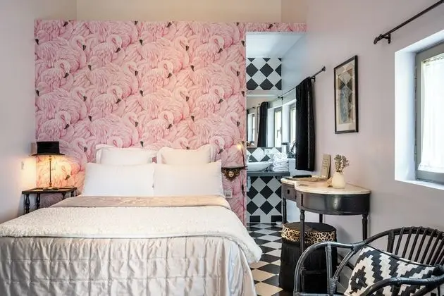 Design Büyük Yataklı Tek Kişilik Oda, 1 Çift Kişilik Yatak, Özel Banyo, Bahçe Manzaralı (MiniMaxi)