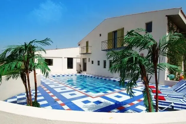 Design Tek Büyük veya İki Ayrı Yataklı Oda, Özel Banyo, Avlu Manzaralı (Zemara)