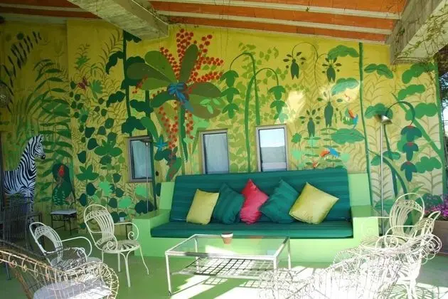 Design Tek Büyük veya İki Ayrı Yataklı Oda, Özel Banyo, Avlu Manzaralı (Zemara)