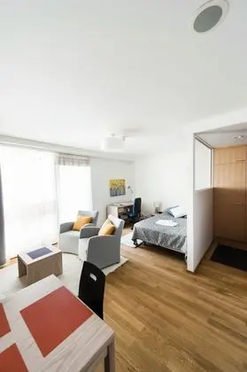 Deluxe Stüdyo, 1 Tek Kişilik XL Yatak, Küçük Mutfak