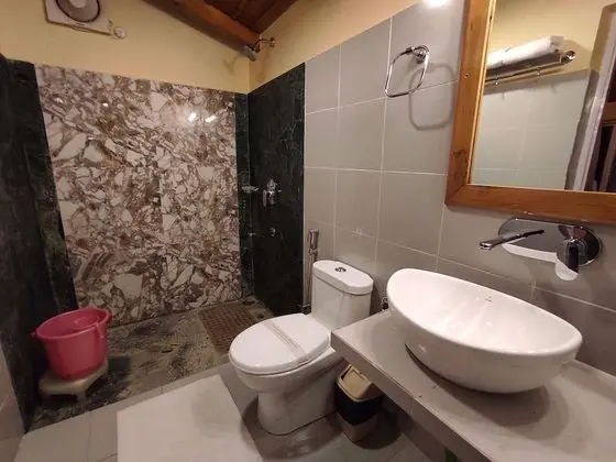 Luxury Tek Büyük Yataklı Oda