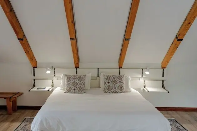 Bokmakierie Luxury Loft Room - Stairs