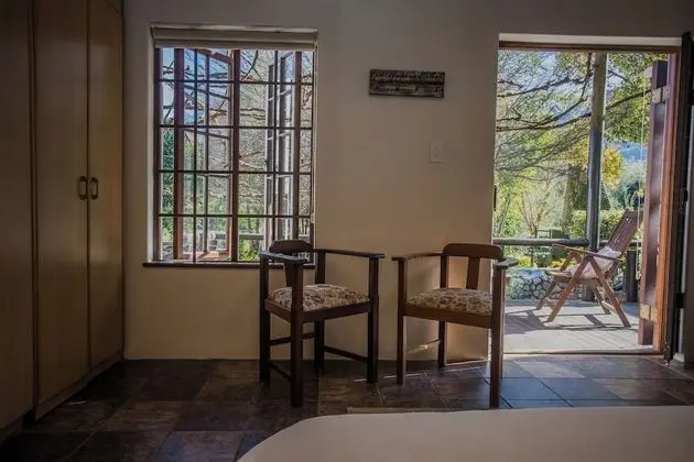 Kingfisher Semi-Luxury Double / Twin Room