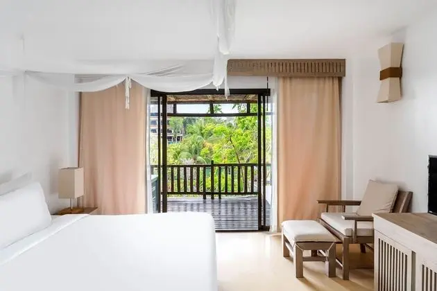 AANA Deluxe Double or Twin Room