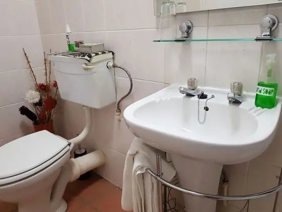 Basic Tek Büyük Yataklı Oda