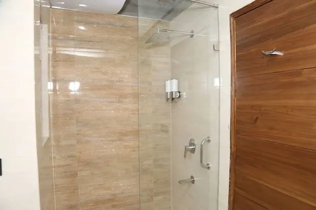 Deluxe Tek Büyük Yataklı Oda, 1 Çift Kişilik Yatak