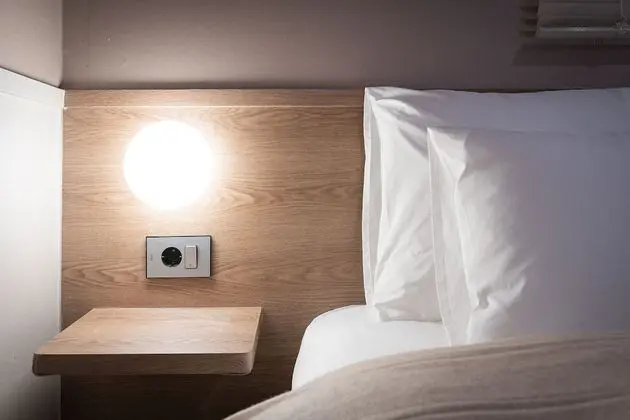 Standard Tek Büyük Yataklı Oda