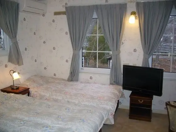 İki Ayrı Yataklı Oda, Özel Banyo, Köşe (2nd Floor)