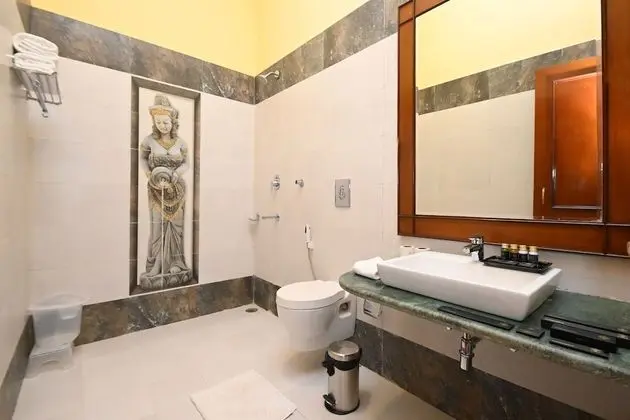 Luxury Tek Büyük Yataklı Oda