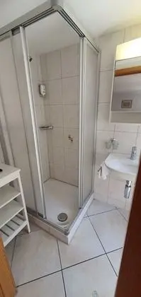 Apart Daire, Sigara İçilmez, Küçük Mutfak