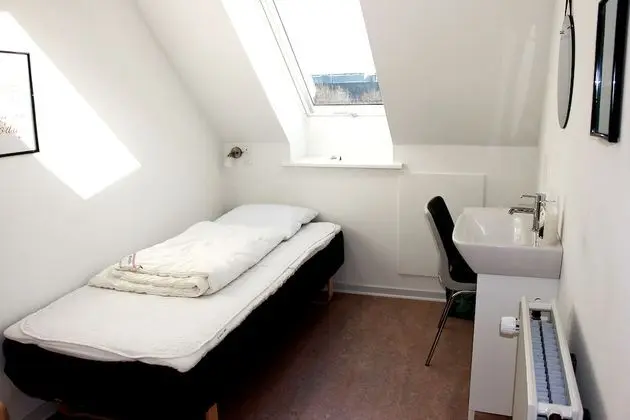 Economy Tek Kişilik Oda, Ortak Banyo