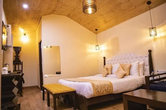 Superior Kır Evi