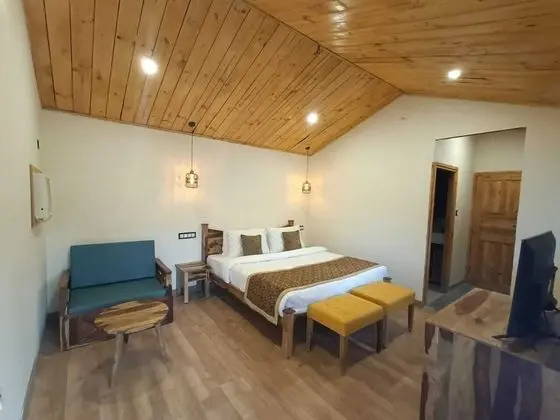 Deluxe Tek Büyük Yataklı Oda