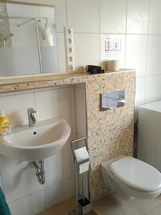 Tek Büyük Yataklı Oda, Sigara İçilmez, Ortak Banyo