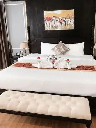 Deluxe Double Room with City View