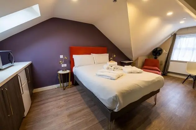 Deluxe Tek Büyük Yataklı Oda, Küçük Mutfak