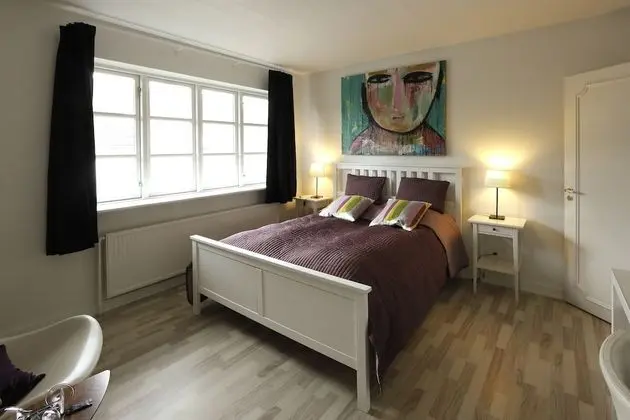 Comfort Tek Büyük Yataklı Oda