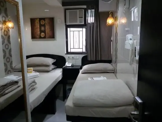 Üç Kişilik Oda, Özel Banyo